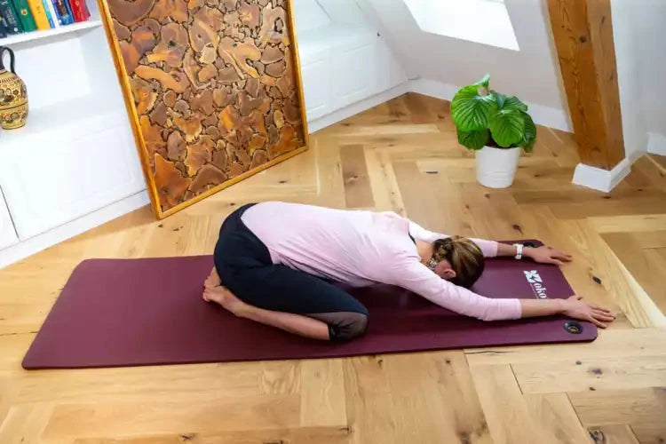 Umweltfreundliche Yogamatte (mit Ösen) - 1.5cm dick