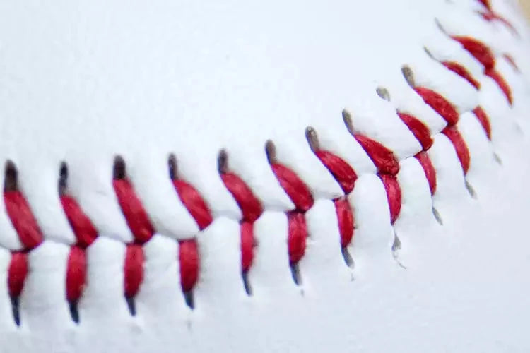 Set mit 3 Baseballschlägern, 3 Bällen und Bases