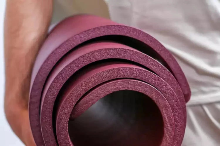 Umweltfreundliche Yogamatte (mit Ösen) - 1.5cm dick
