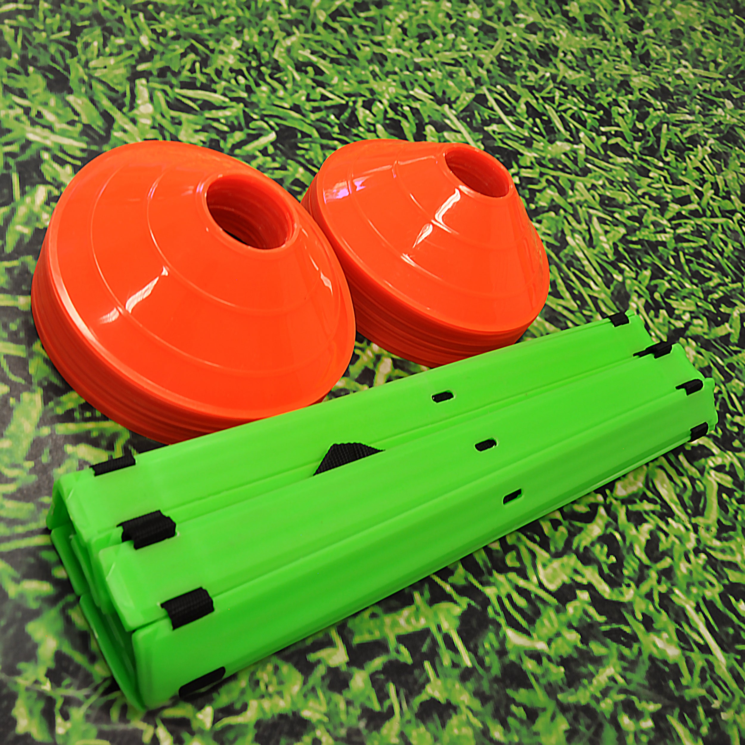 Agility-Kit: 4-Meter-Leiter + 50 Kegel