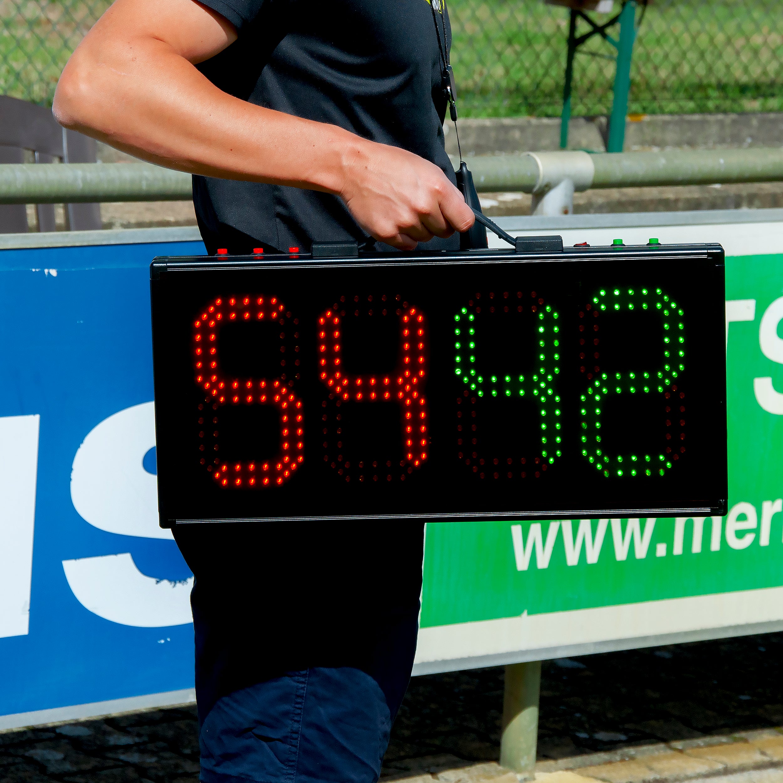 Elektronische Spielerwechseltafel