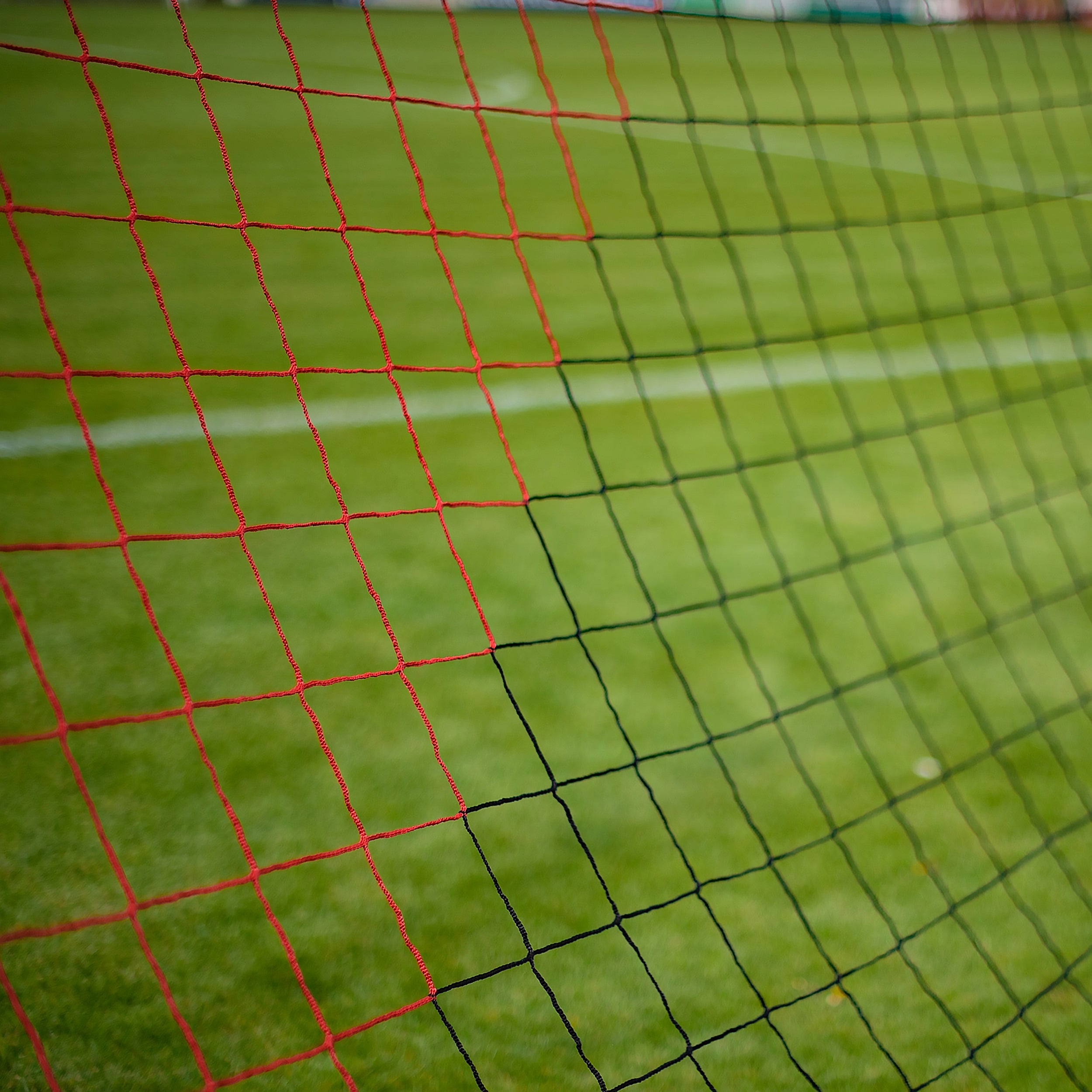 Football net black/red - 7.32m x 2.44m x 0.8m x 2m Powershot