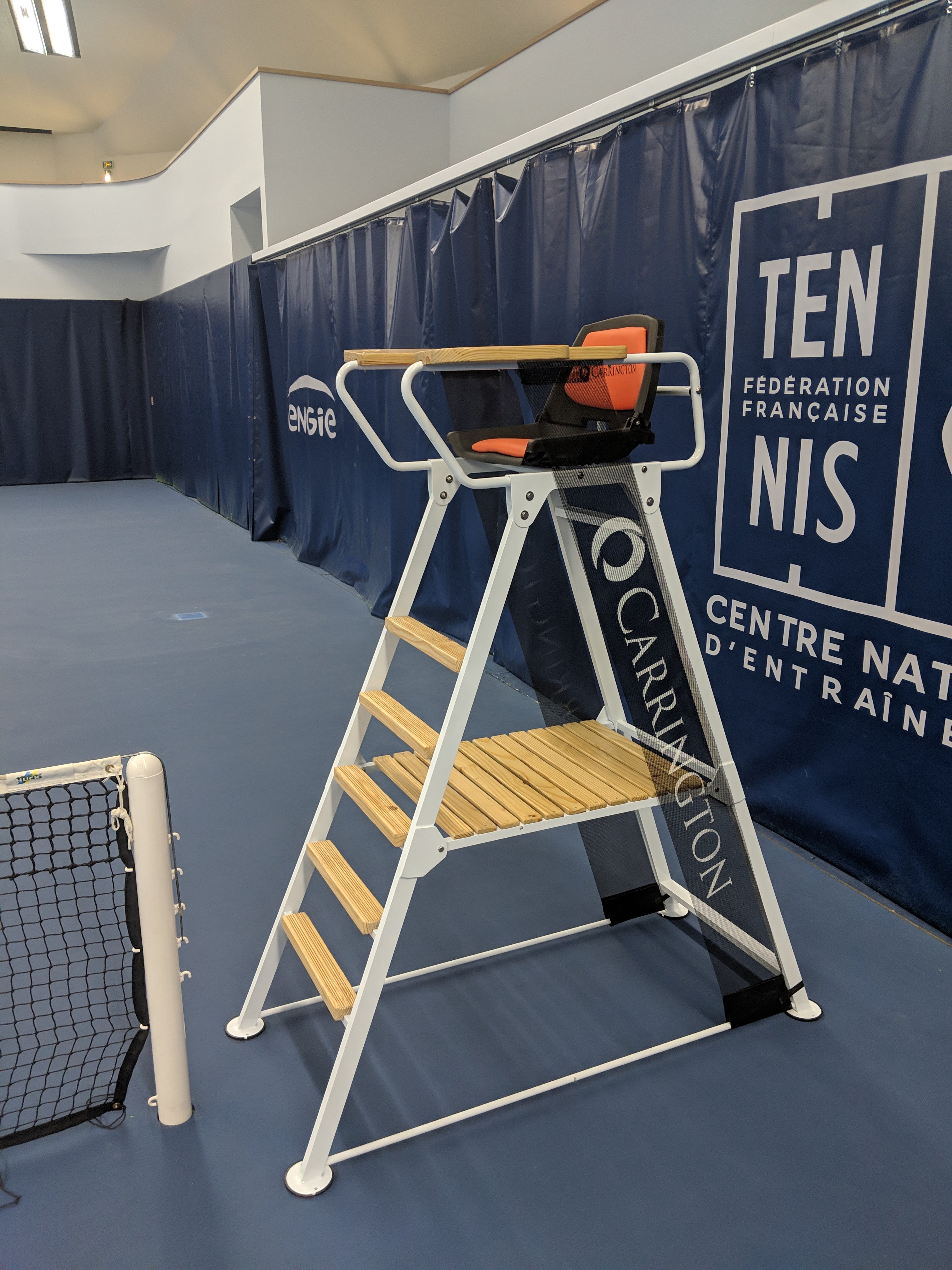 Tennis Schiedrichterstuhl ALU Weiss - Holzverkleidung