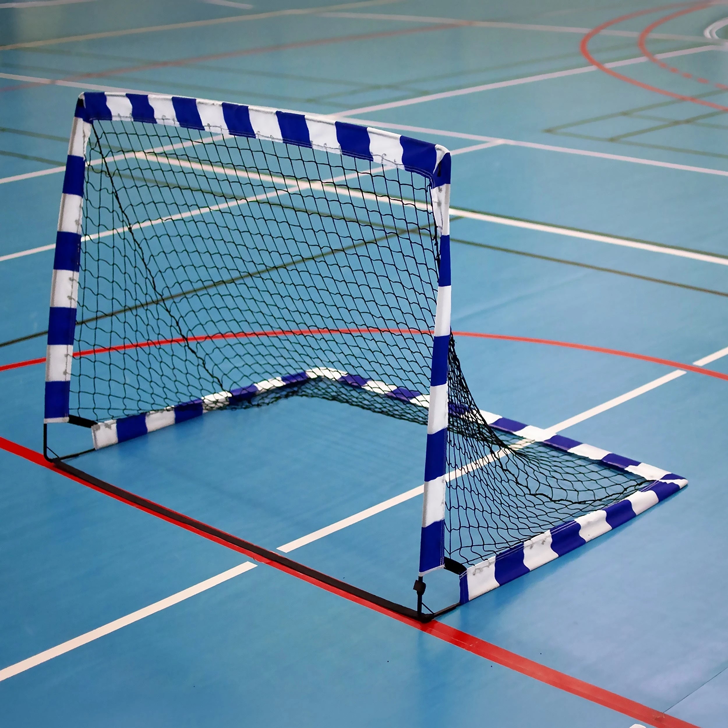 Ein Paar Pop Up Handballkäfige 1,4 x 1m - mit Aufbewahrungstasche