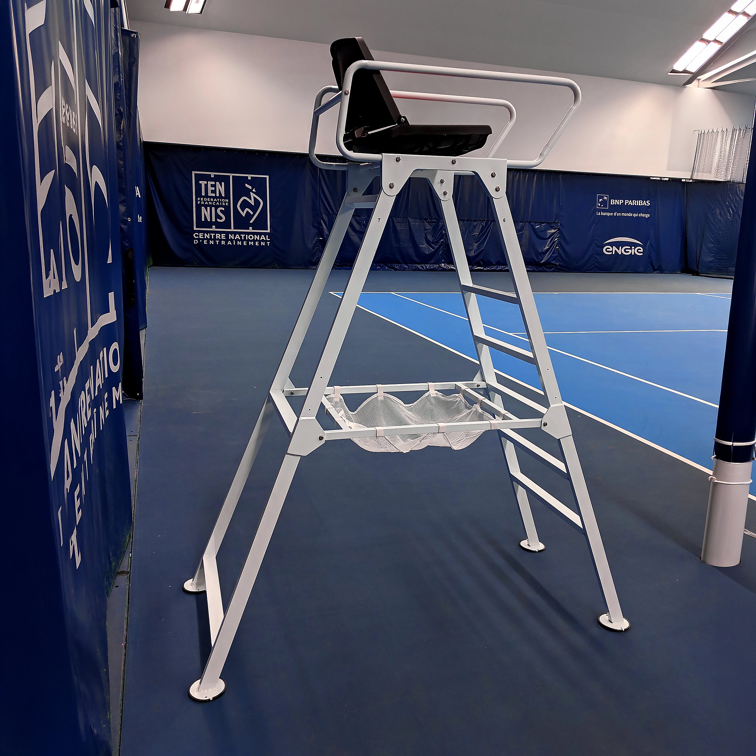 Tennis Schiedrichterstuhl in ALU-Weiss