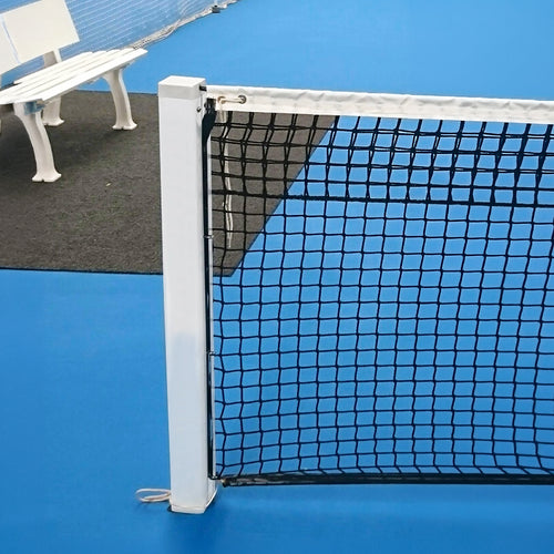 Ein Paar abnehmbare quadratische Tennispfosten Aluminimum